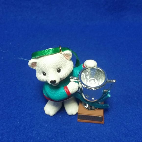Hallmark Keepsake 1994 World's Greatest Dad Ornament Polar Bear Pre-Owned In Box - Picture 8 of 10